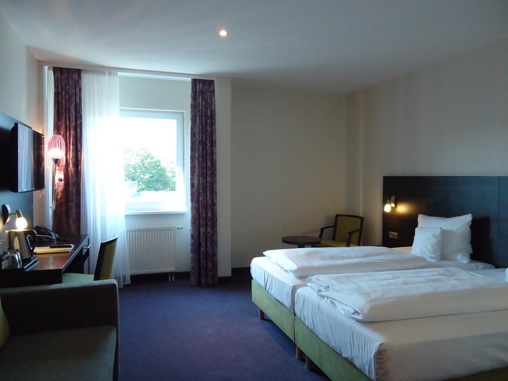 Msr Hotel Hanovre Extérieur photo