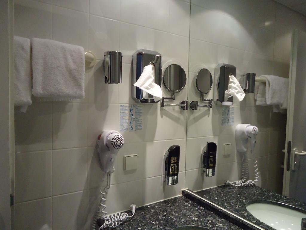 Msr Hotel Hanovre Extérieur photo