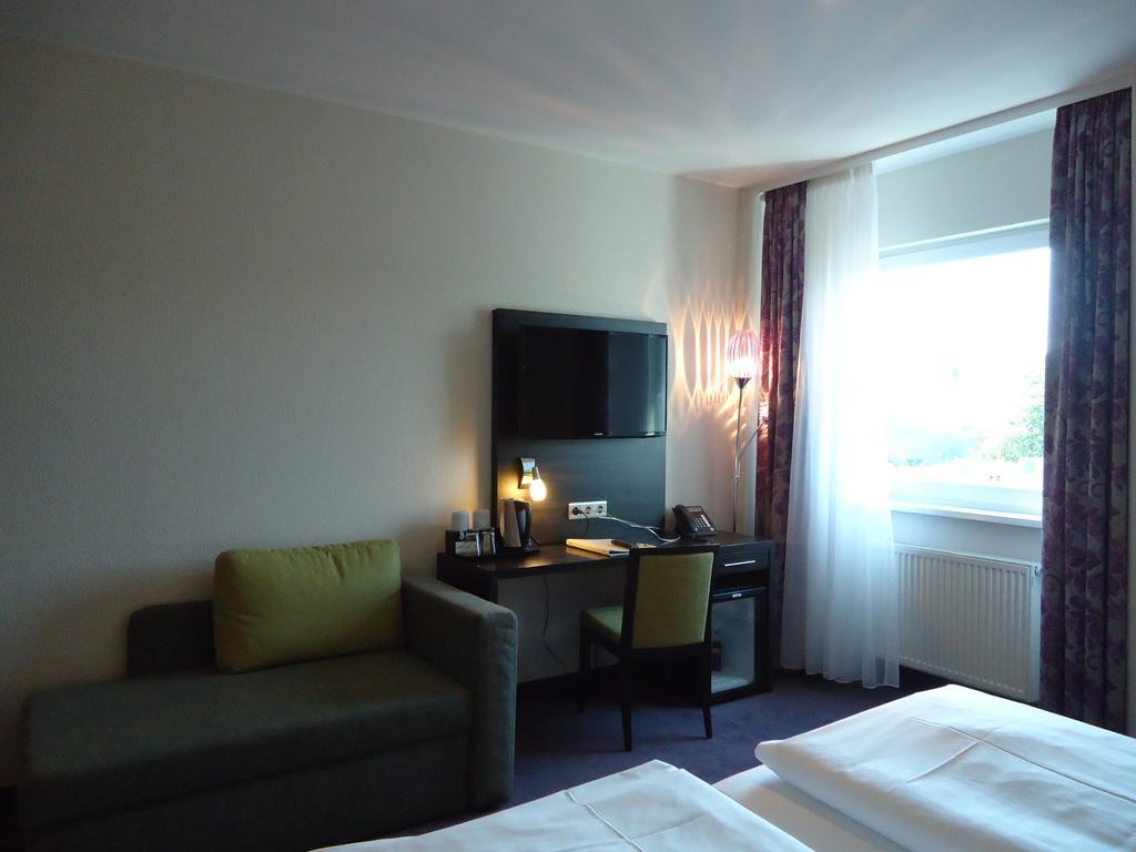 Msr Hotel Hanovre Extérieur photo